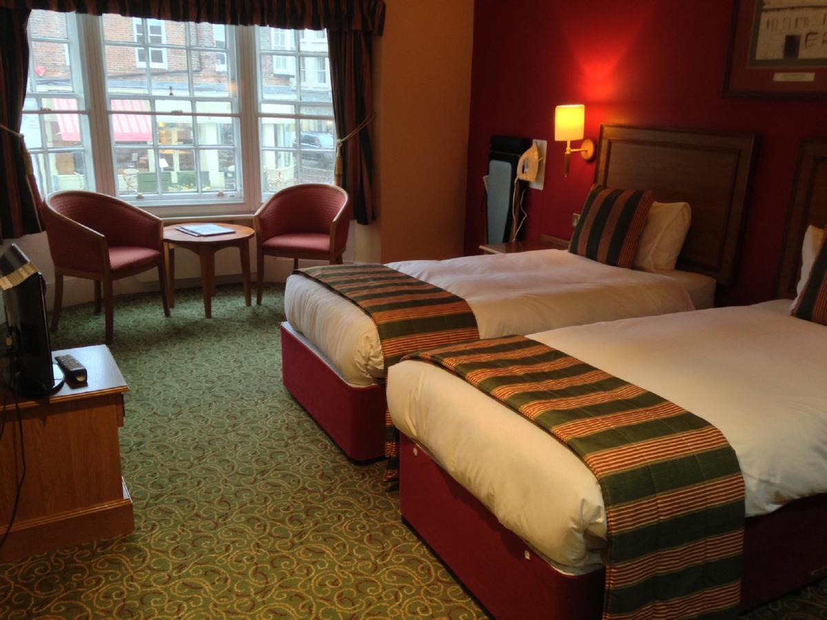 The Catherine Wheel Wetherspoon Hotel Henley-on-Thames Ngoại thất bức ảnh